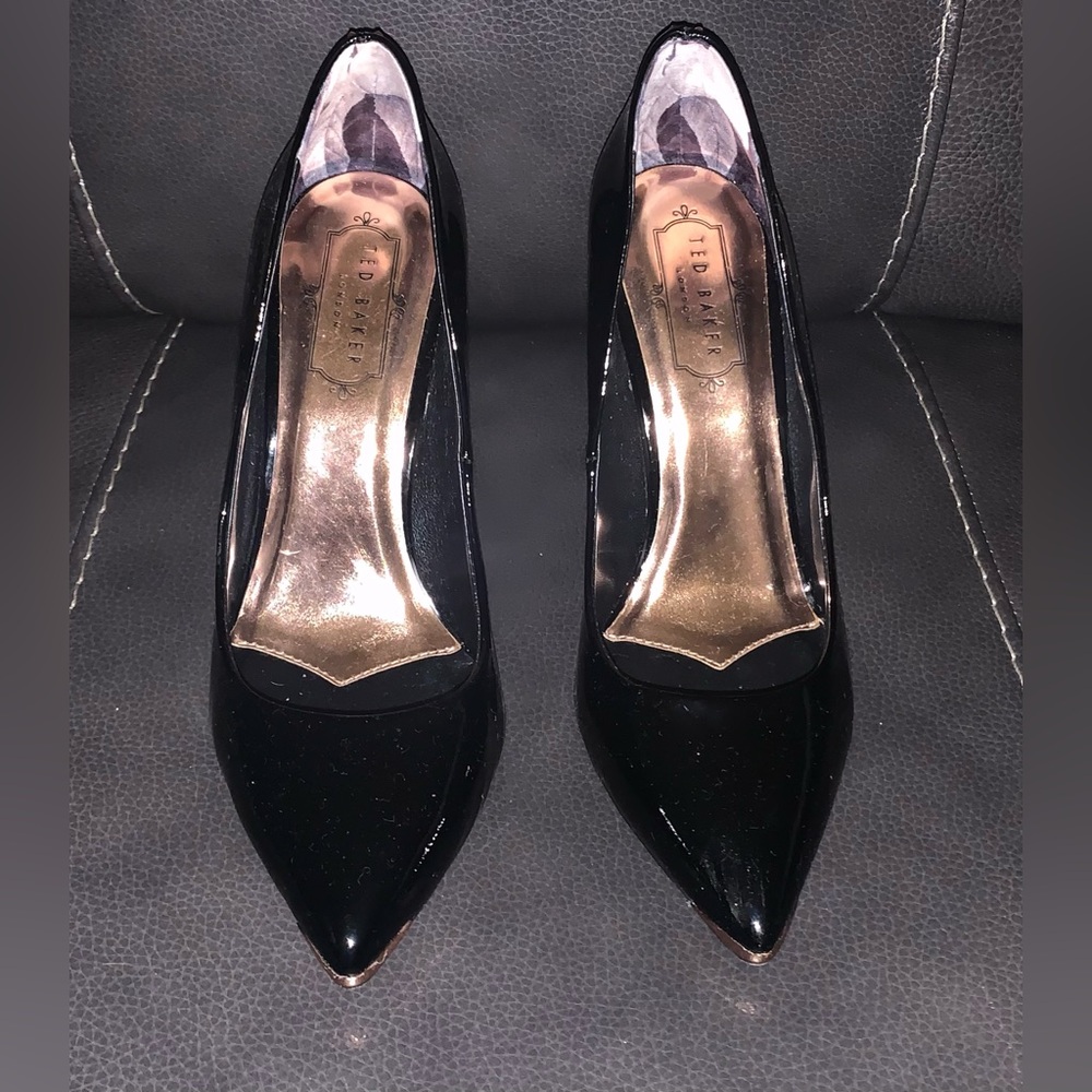 Ted Baker London Black Pumps with Gold Accents